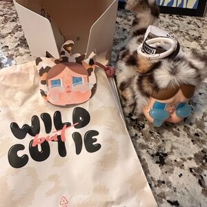 *AUTHENTIC* Pop Mart Wild Cutie Plush (Vintage Cutie)